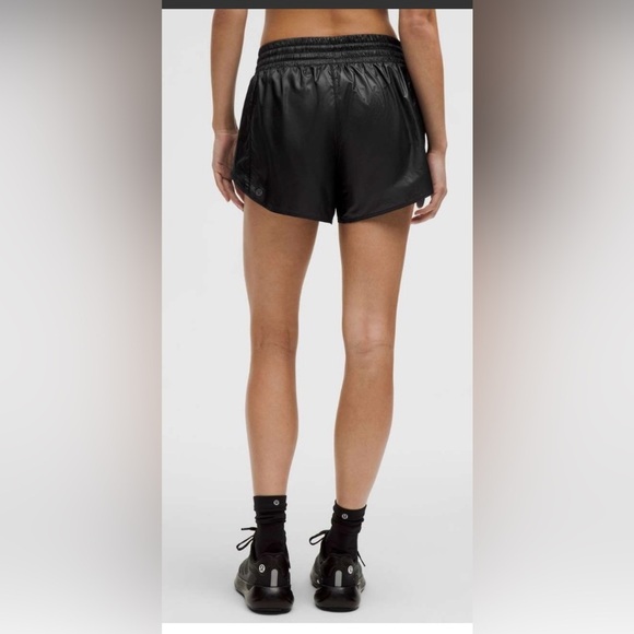 lululemon athletica Women's Black High-Rise Shorts-Matte Sheen - Picture 1 of 4
